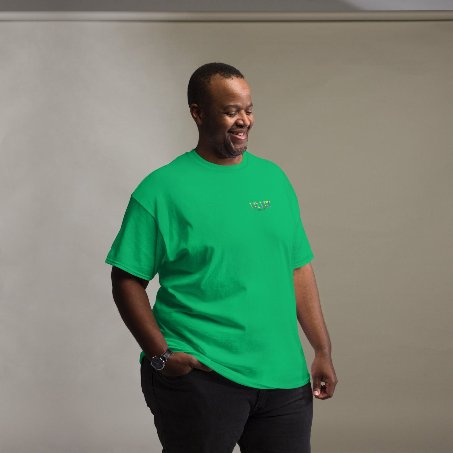 Classic t-shirt - Pride rainbow - Velvet Dreams