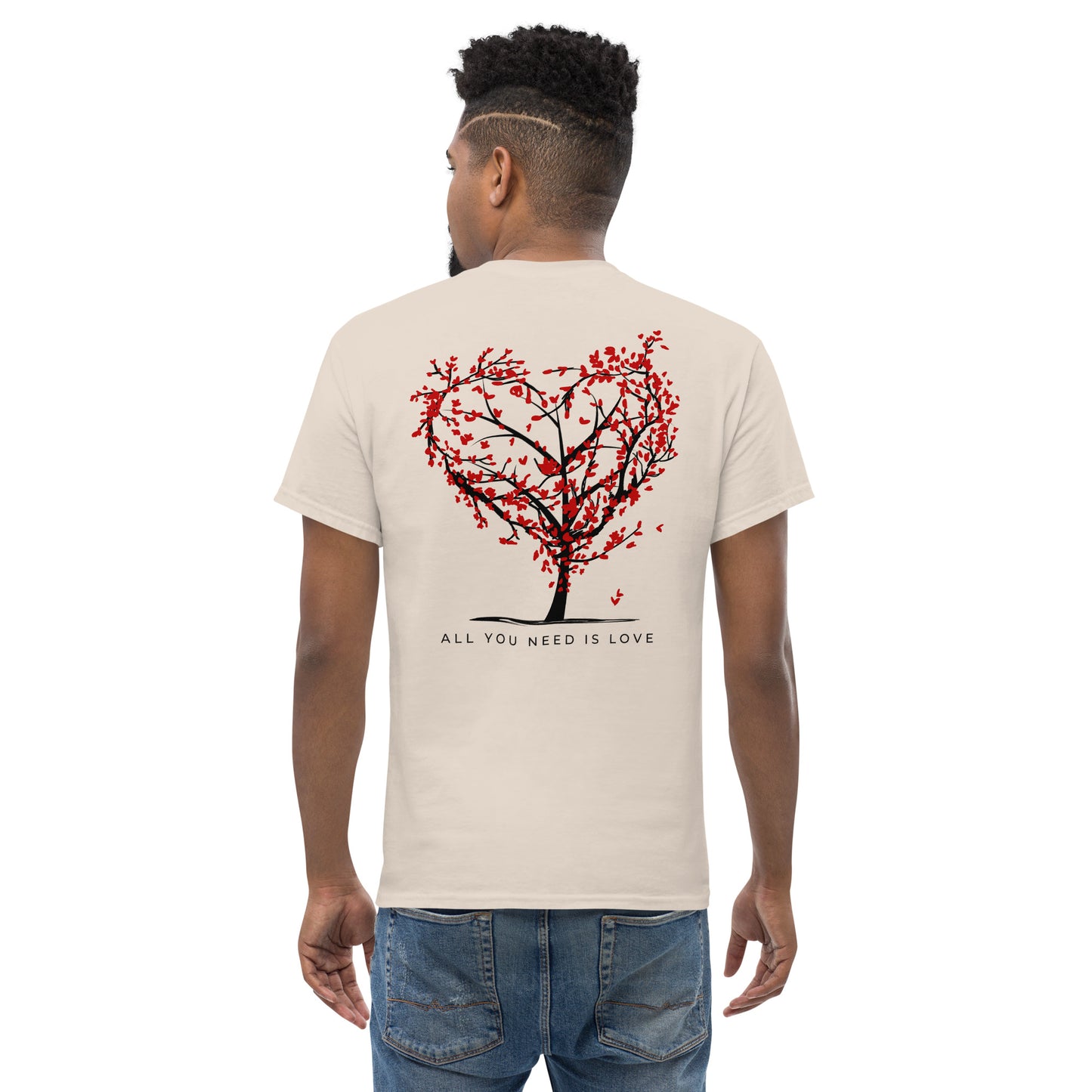 Classic t-shirt - All you need is love - Velvet Dreams