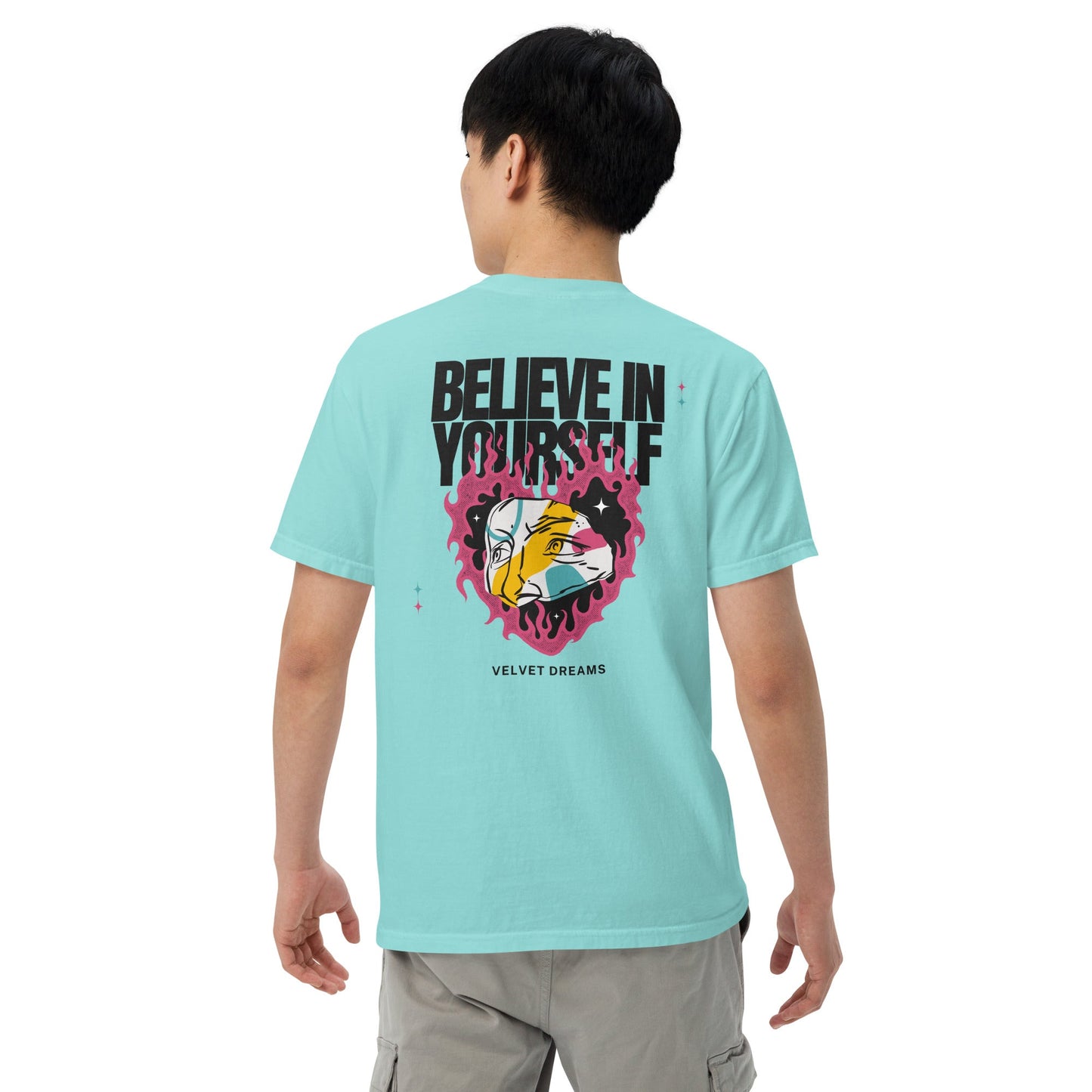 Heavyweight t-shirt - Belive in yourself - Velvet Dreams